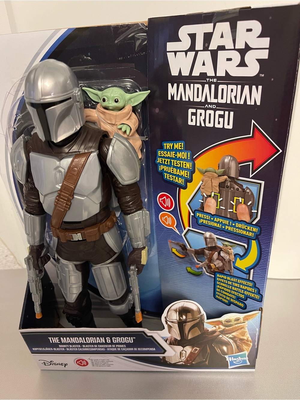 Star Wars The Mandalorian and Grogu Bounty Plaster Interactive Figure NIP - Picture 2 of 7